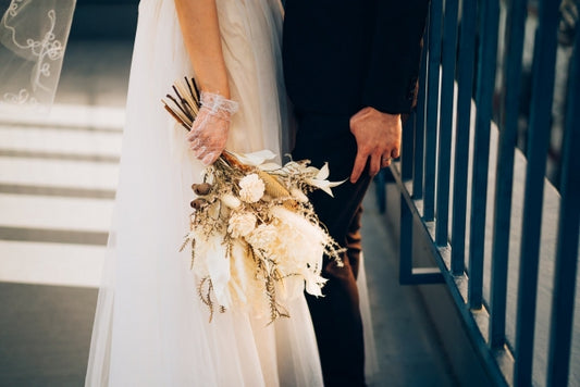 結婚何年目?経年によって変わる結婚記念日の名称とは。銀婚式・金婚式以外の知られざる名称をご紹介。