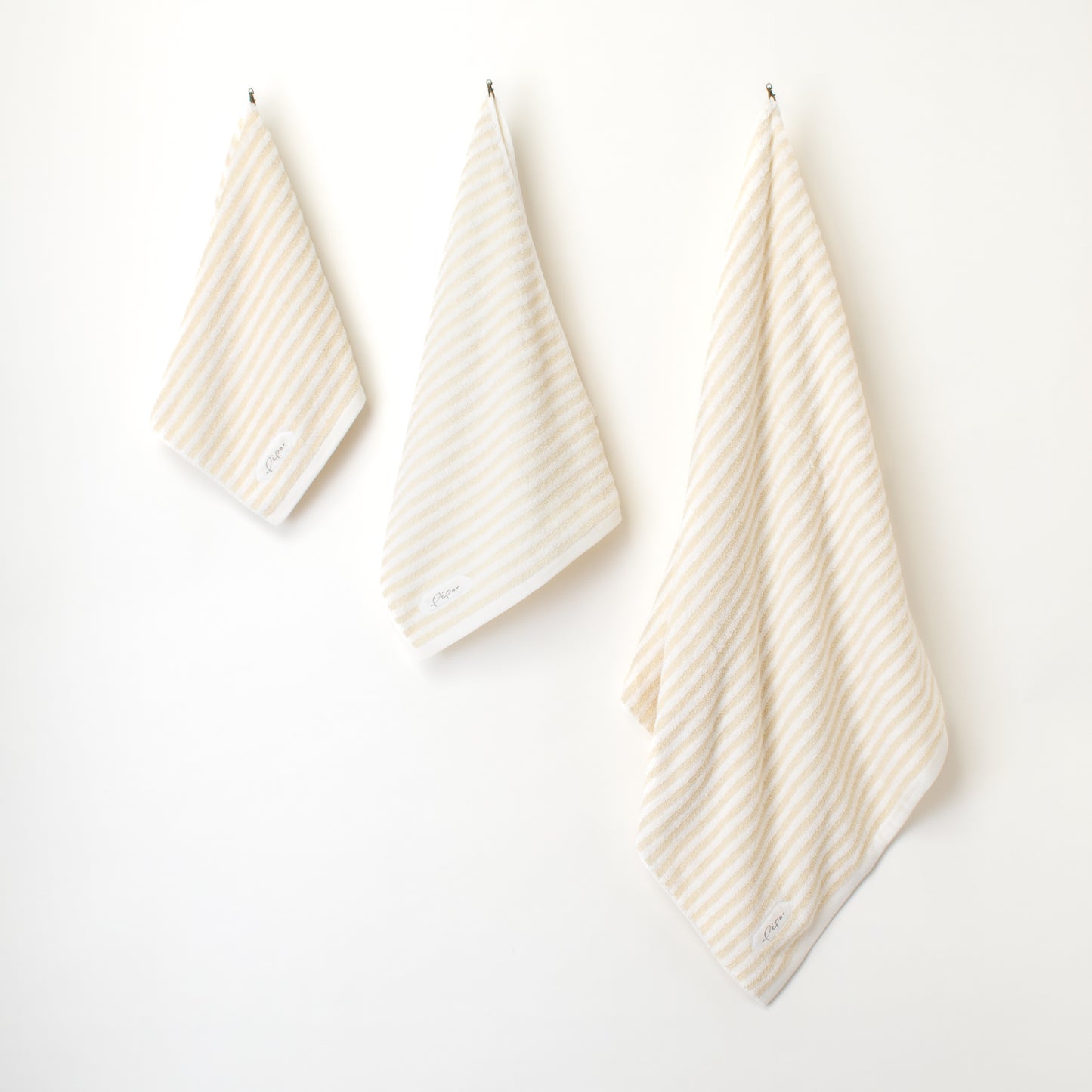 GEST TOWEL
